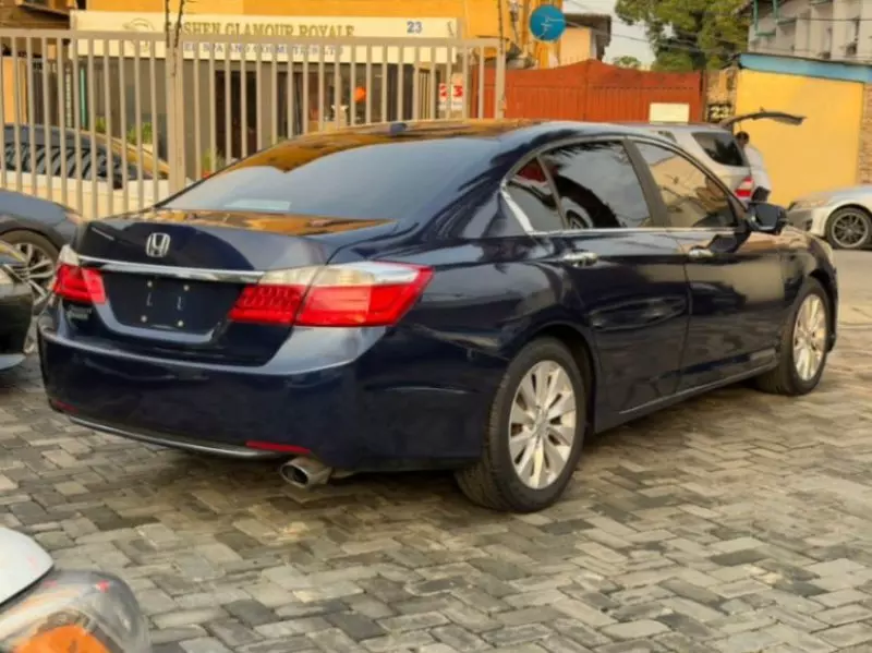 Honda Accord   - 2014