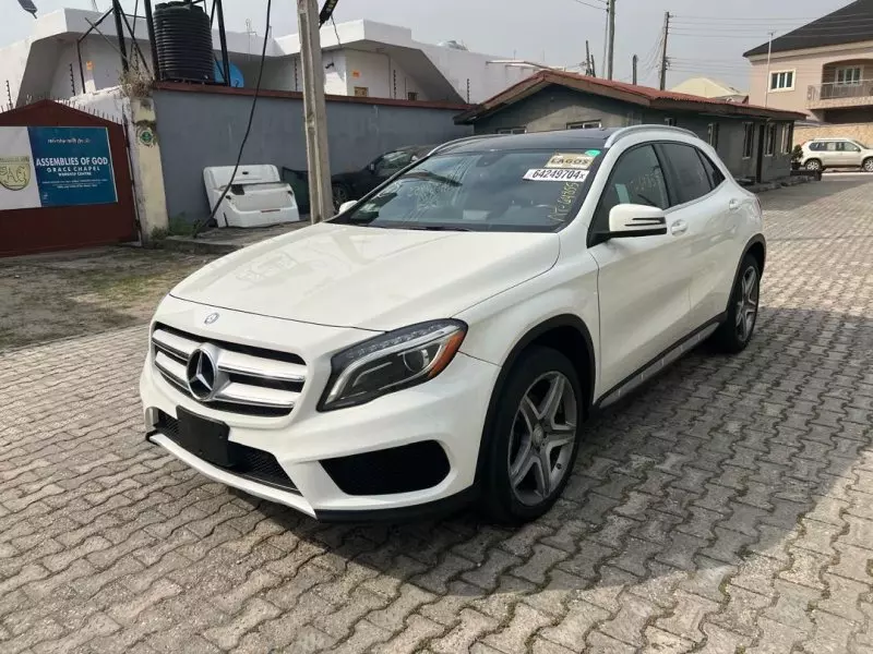 Mercedes-Benz GLA 250   - 2015