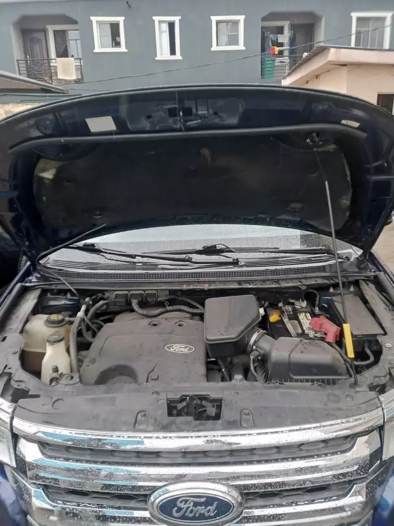 Ford Edge   - 2013