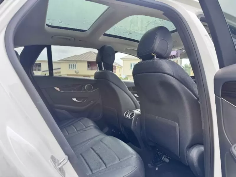 Mercedes-Benz GLC 300   - 2018