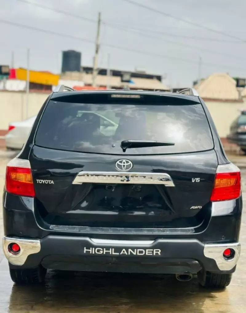 Toyota Highlander   - 2009