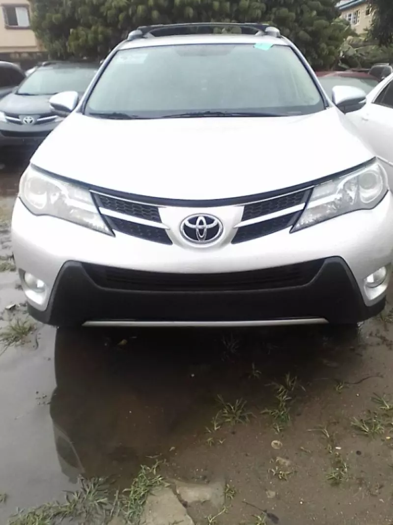 Toyota RAV 4   - 2018