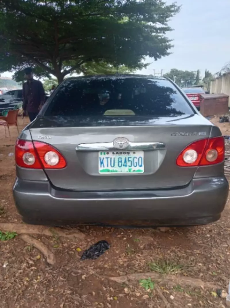 Toyota Corolla   -