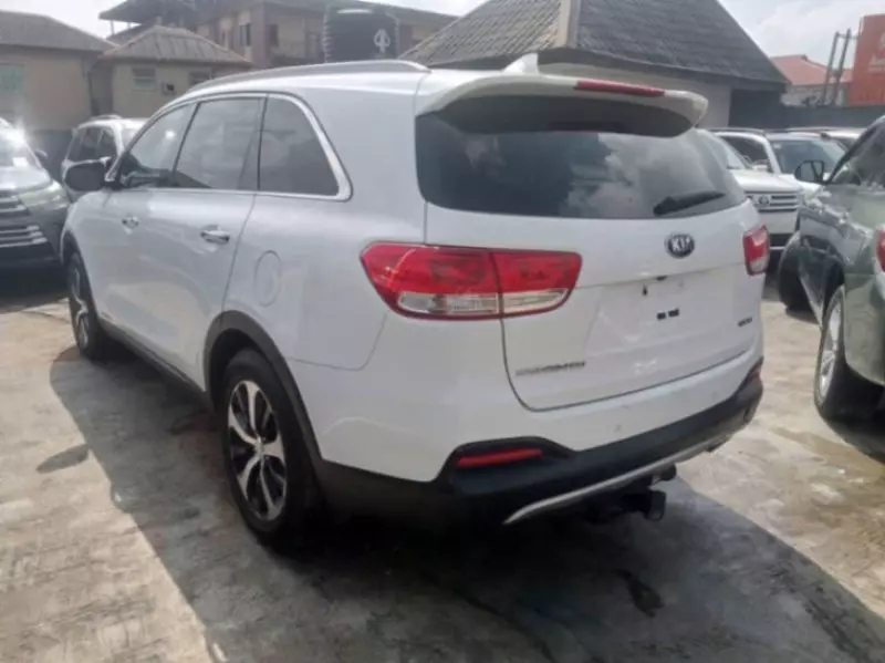 KIA Sorento - 2016