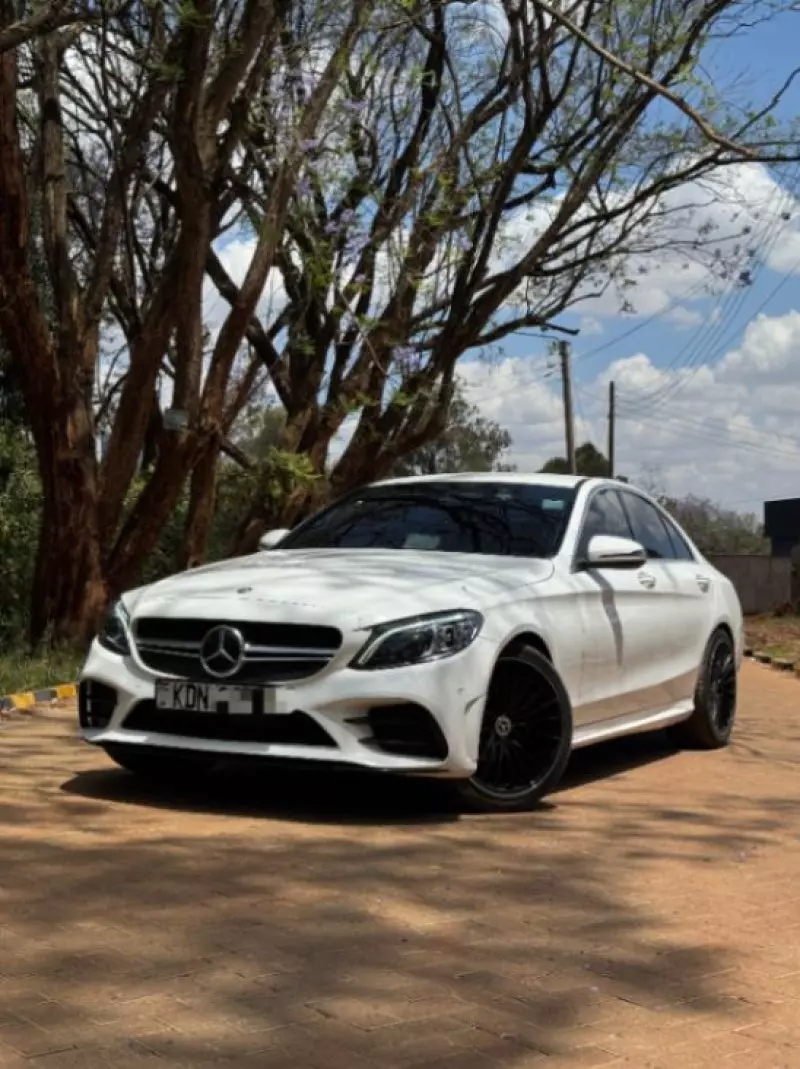 Mercedes-Benz C 180   - 2015