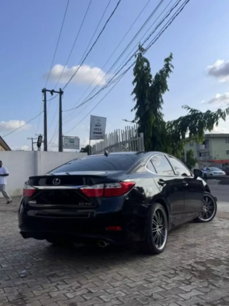 Lexus ES 350   - 2014