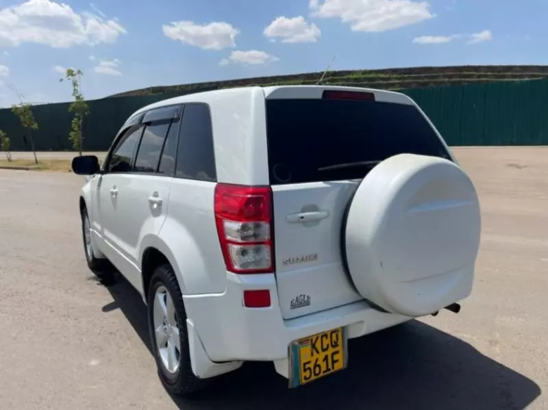 SUZUKI Escudo    - 2011