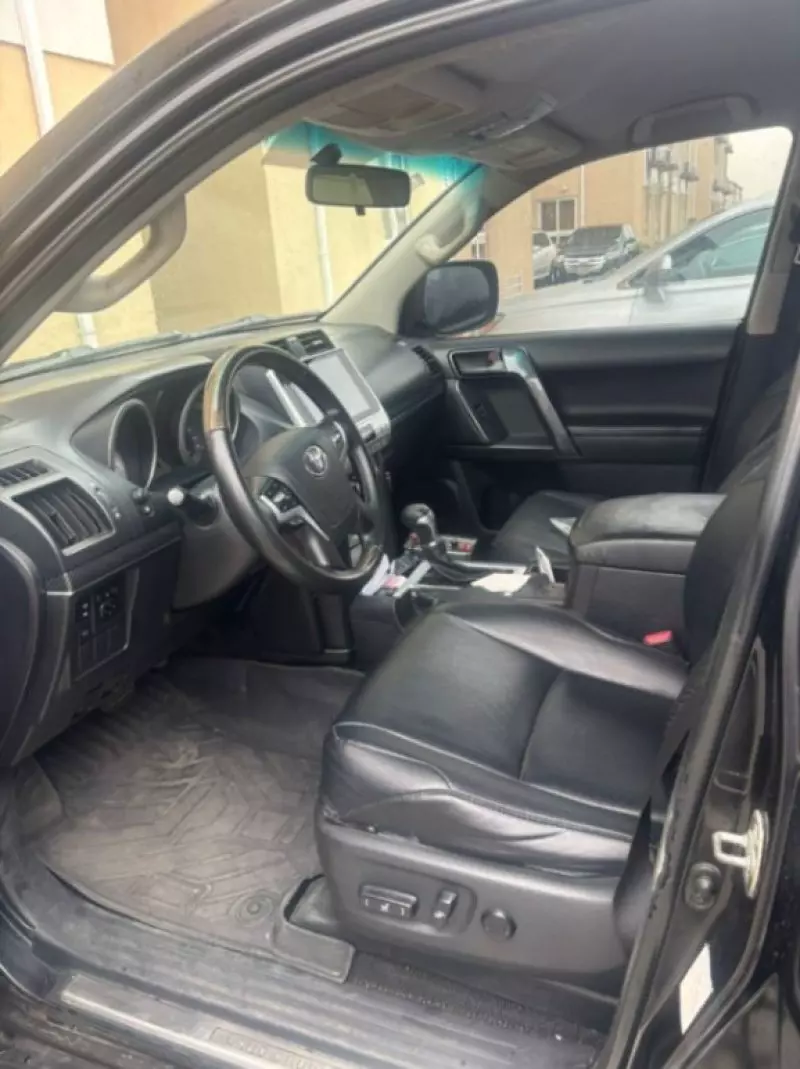 Toyota Landcruiser Prado - 2015