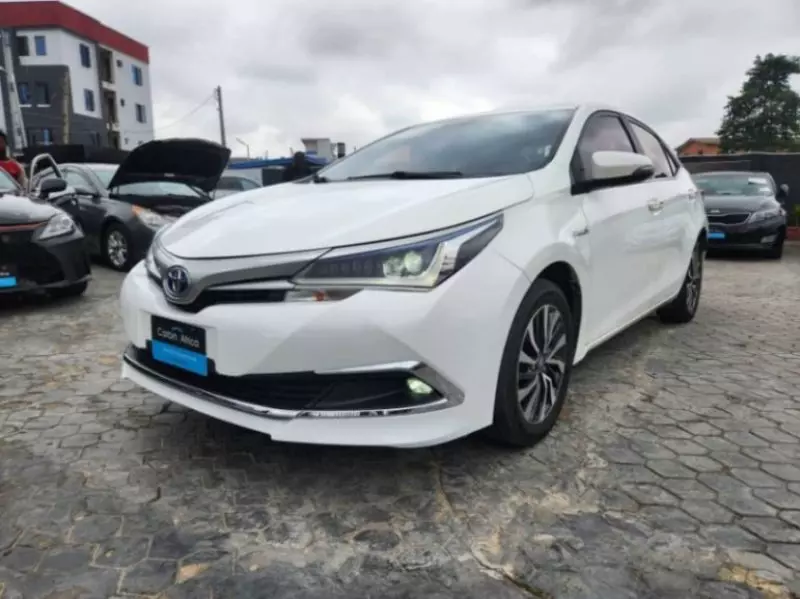 Toyota Corolla   - 2019
