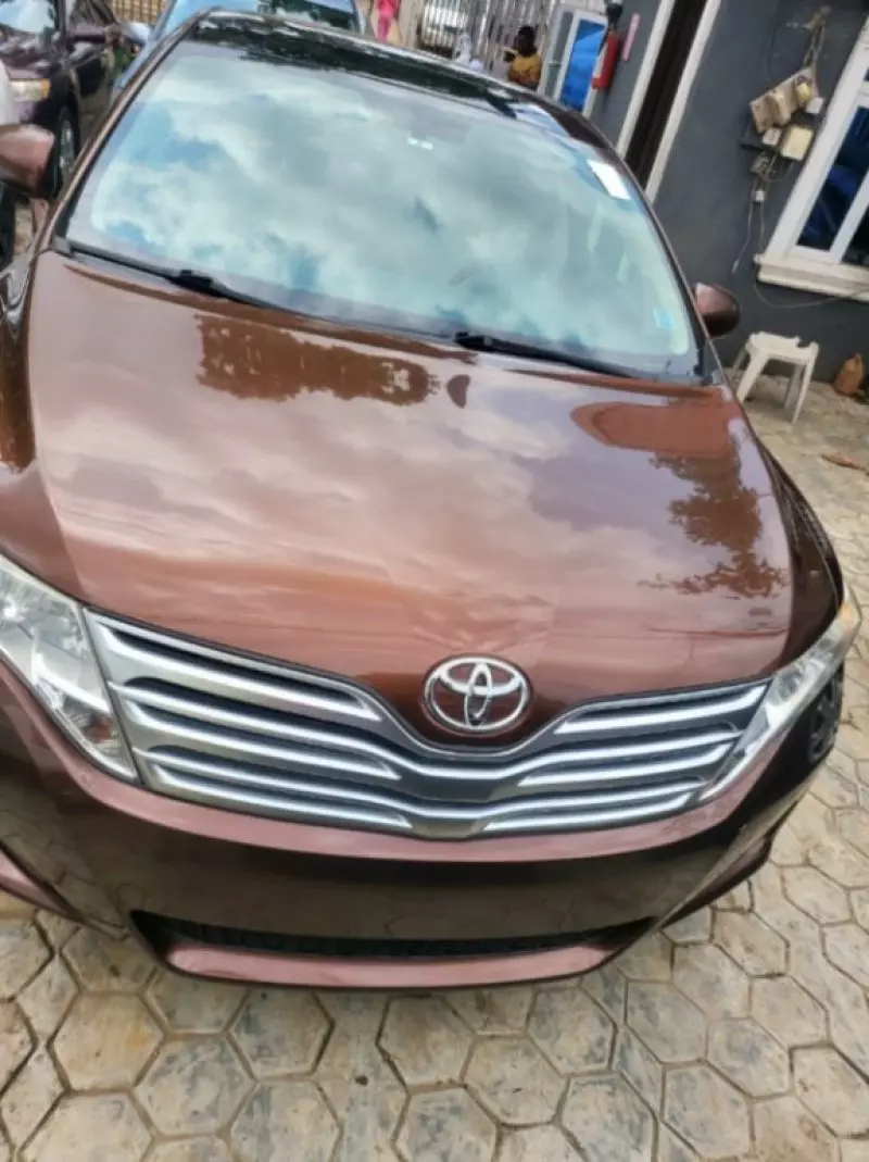 Toyota Venza   - 2010