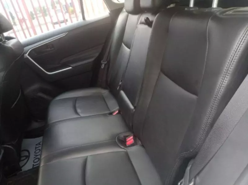 Toyota RAV 4   - 2020