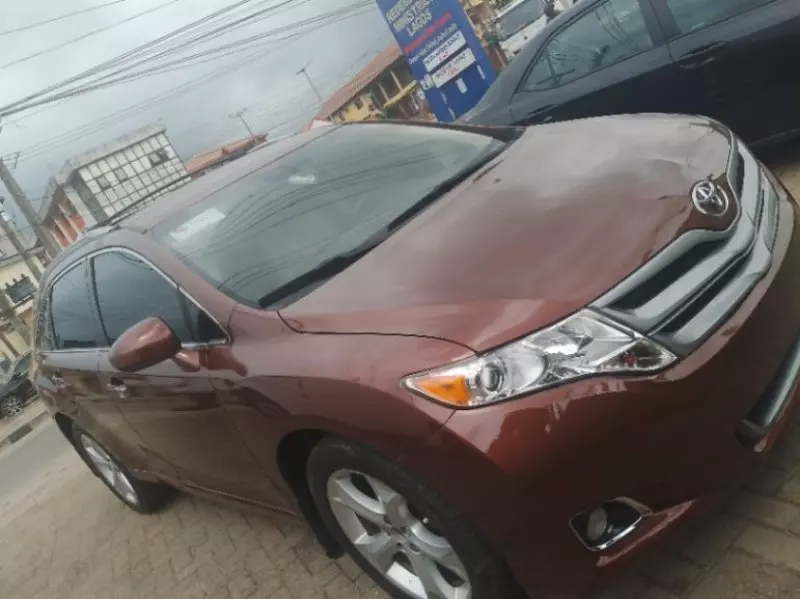 Toyota Venza   - 2010