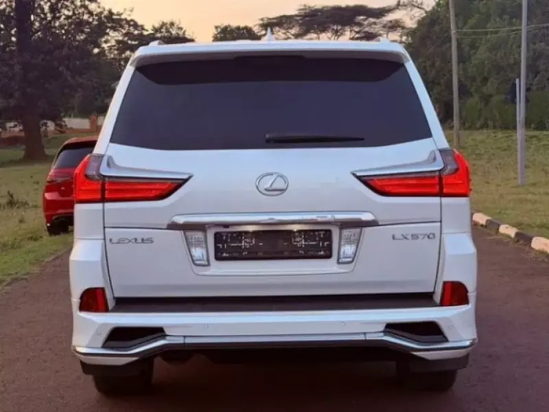Lexus LX 570