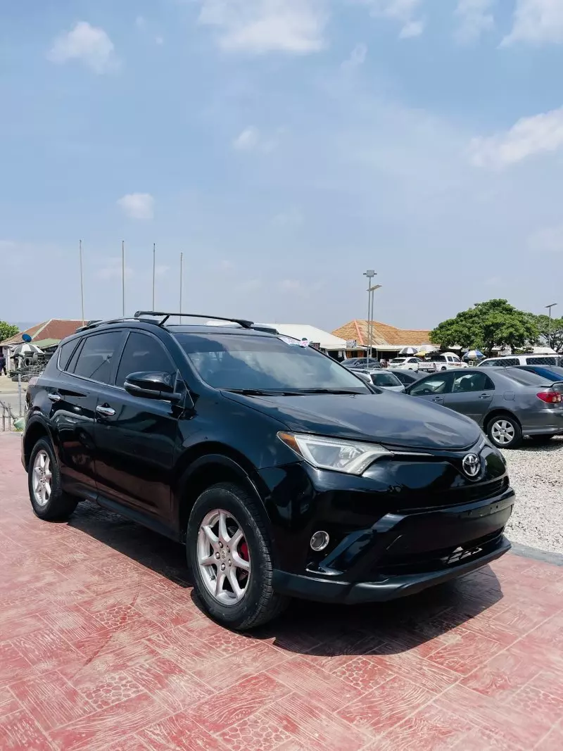 Toyota RAV 4   - 2014