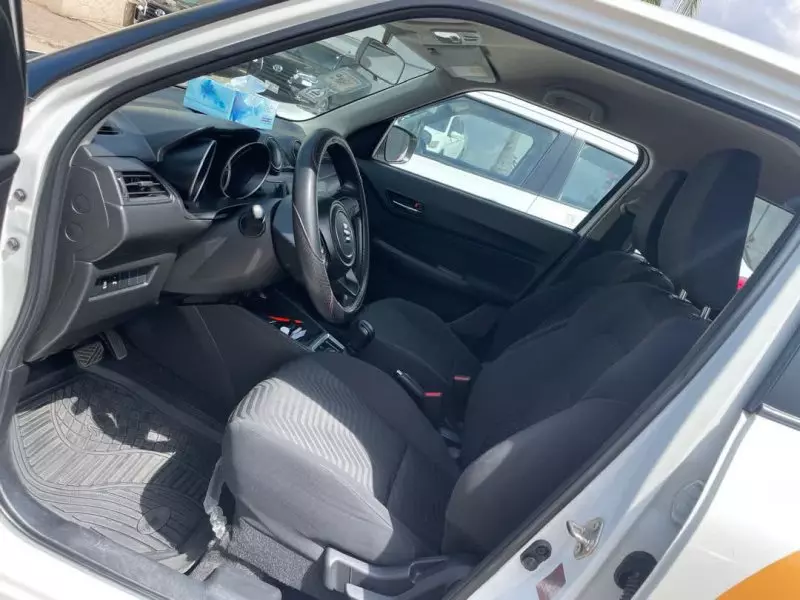 SUZUKI Swift   - 2023