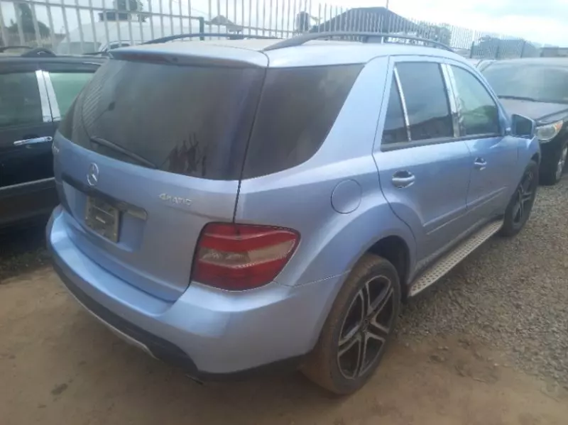 Mercedes-Benz ML 350   - 2006