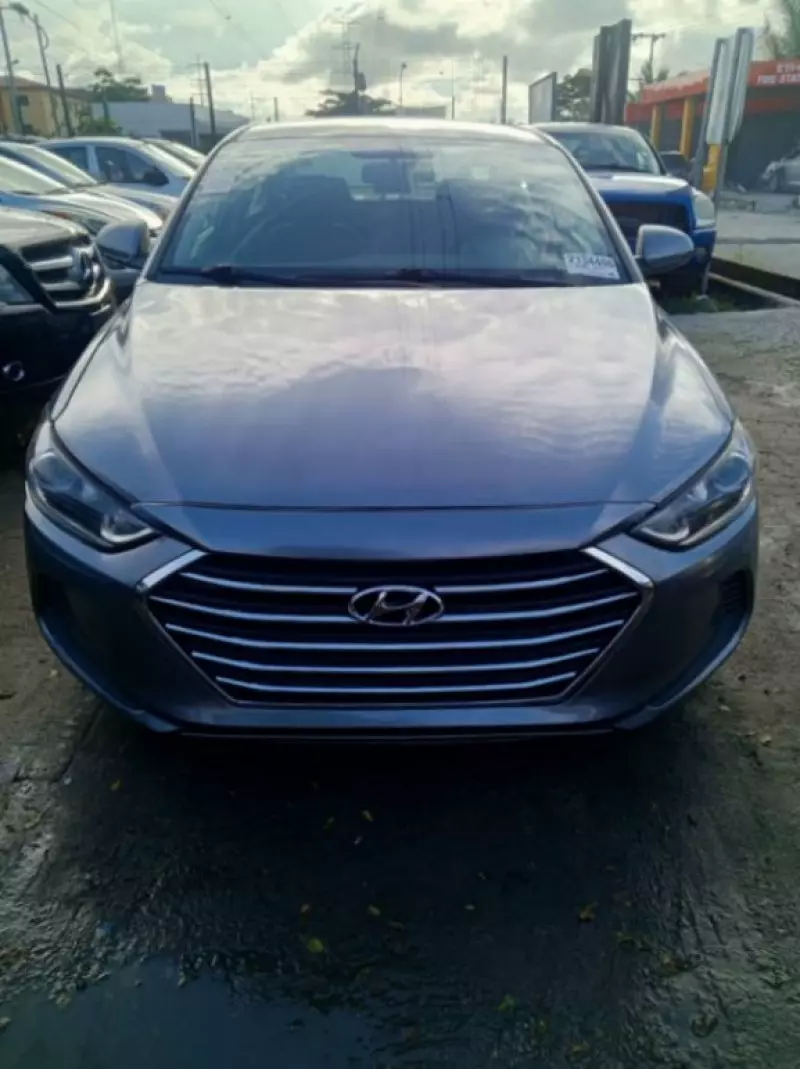 Hyundai Elantra   - 2017