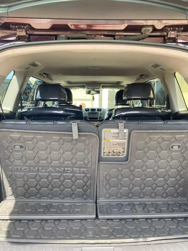 Toyota Highlander   - 2014