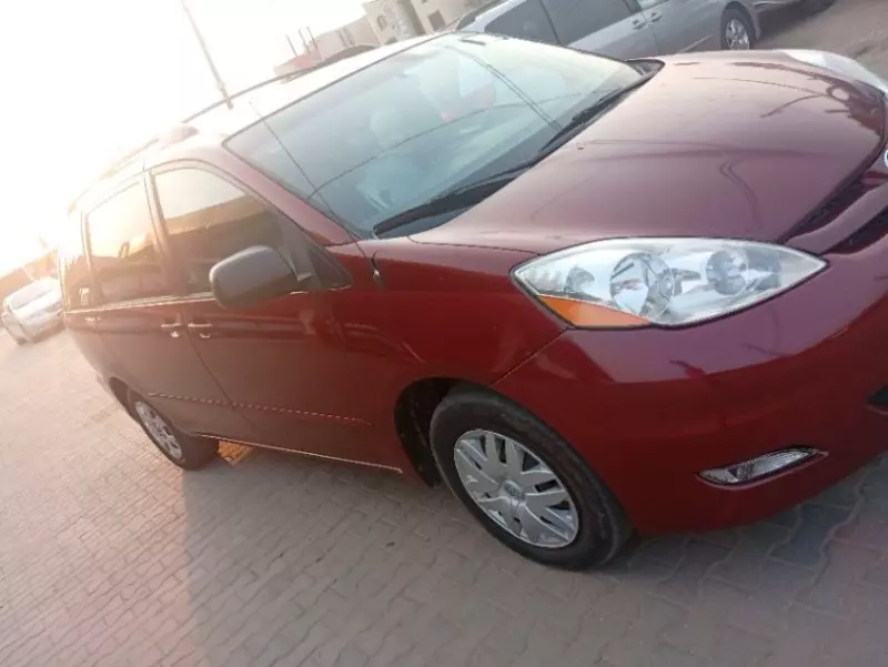 Toyota Sienna   - 2006
