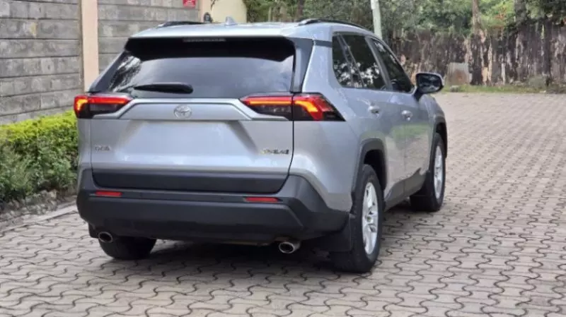 Toyota RAV 4   - 2020
