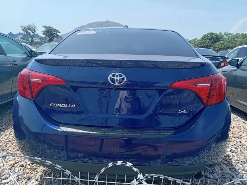 Toyota Corolla   - 2017