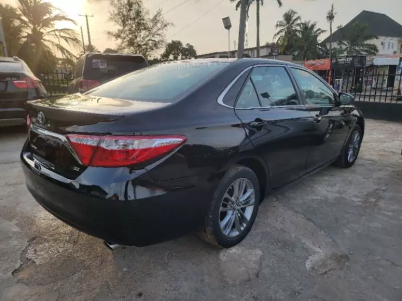 Toyota Camry   - 2015