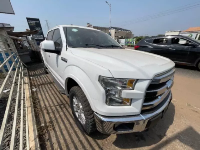 Ford F-150   - 2015
