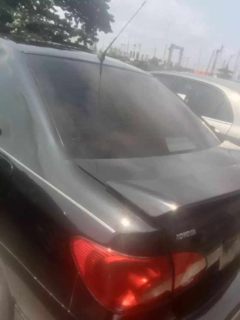 Toyota Corolla   - 2013