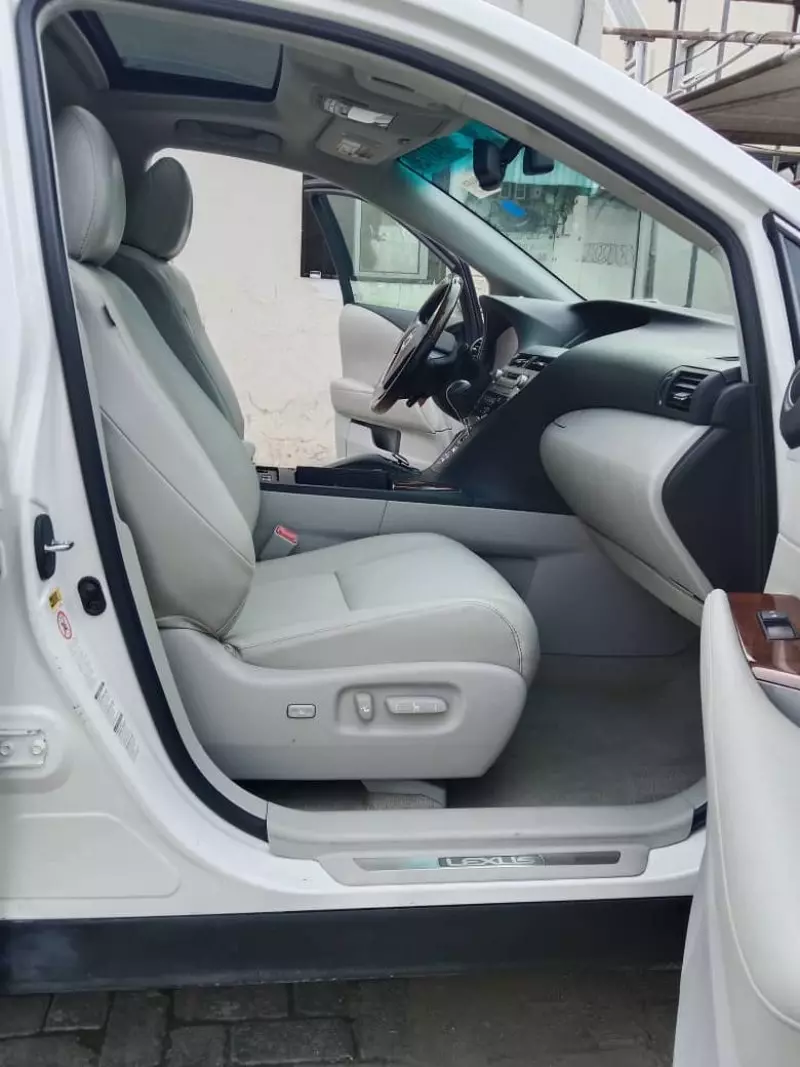 Lexus RX 350   - 2010