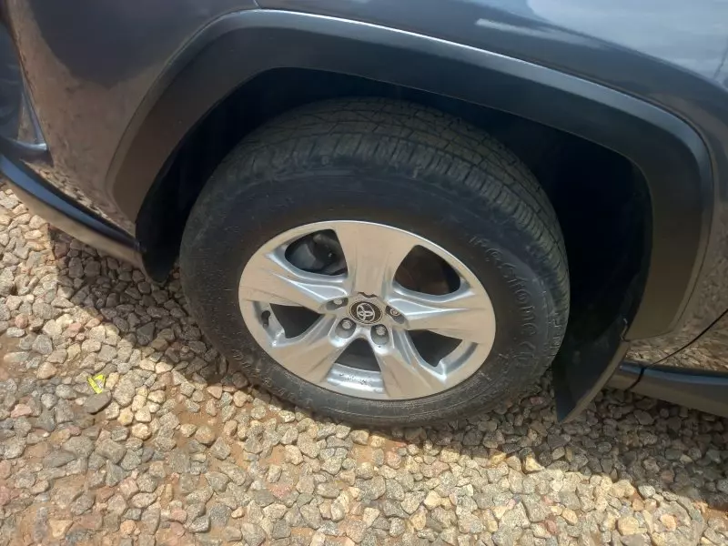 Toyota RAV 4   - 2020