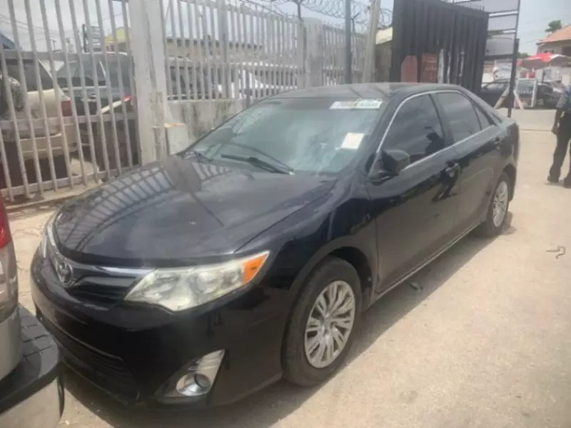 Toyota Camry   - 2012