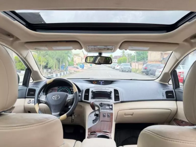 Toyota Venza   - 2010