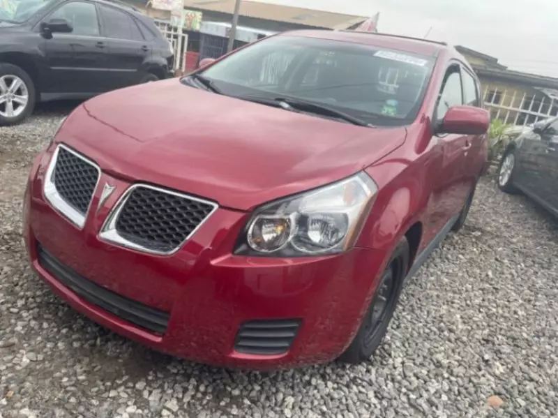 Pontiac Vibe   - 2009