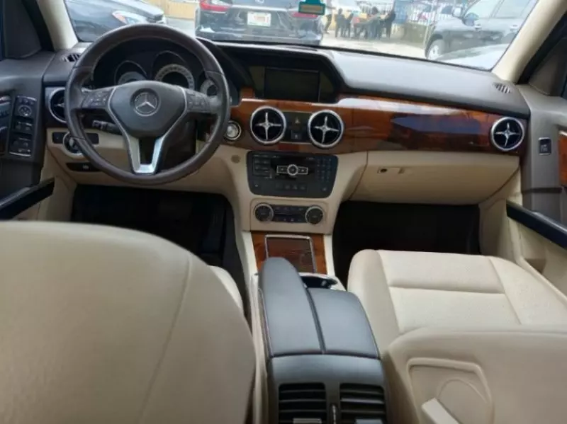 Mercedes-Benz GLK 350   - 2013