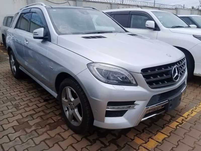 Mercedes-Benz ML 350   - 2012