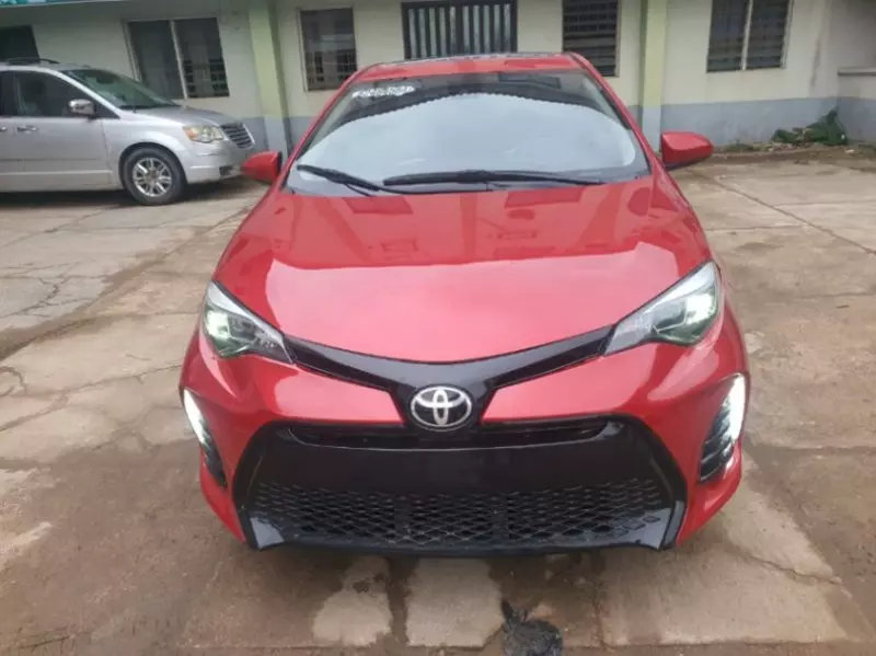 Toyota Corolla   - 2017
