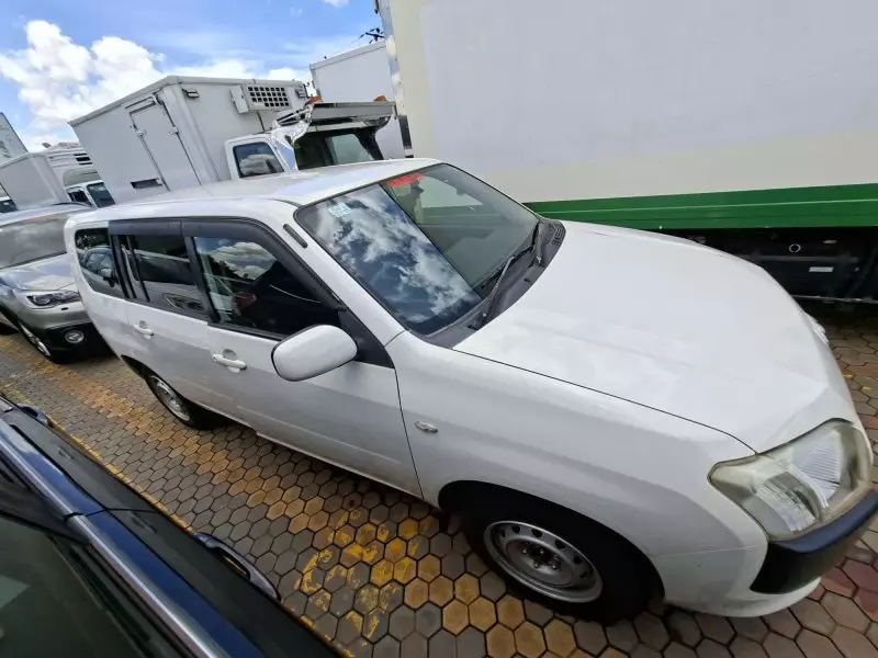 Toyota Probox - 2016