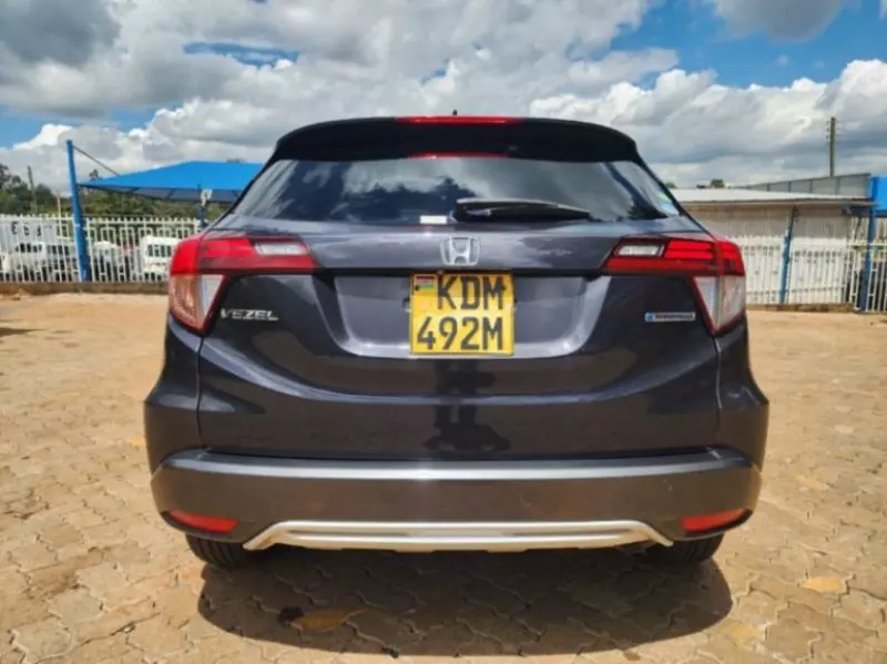 Honda Vezel    - 2016