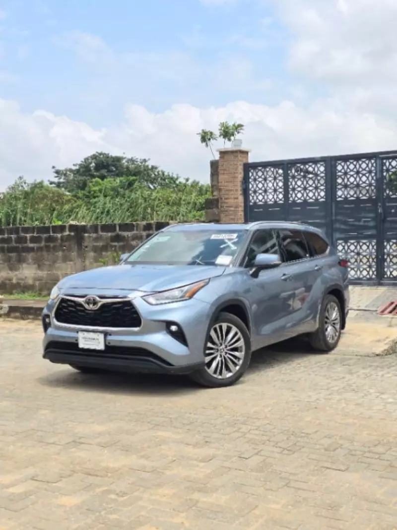 Toyota Highlander - 2021