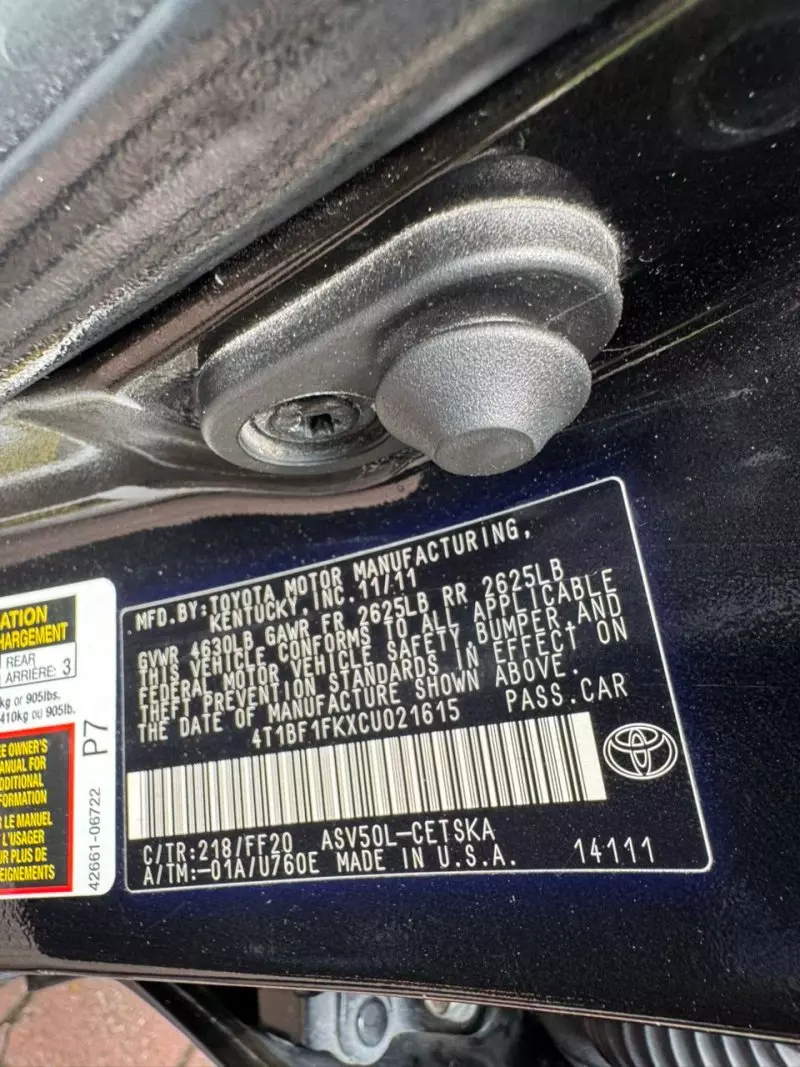 Toyota Camry   - 2012