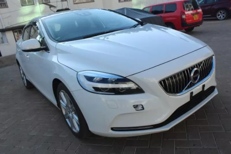 Volvo V40 Cross Country   - 2017