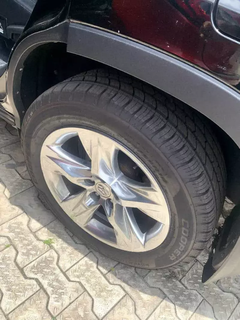 Toyota Highlander   - 2014