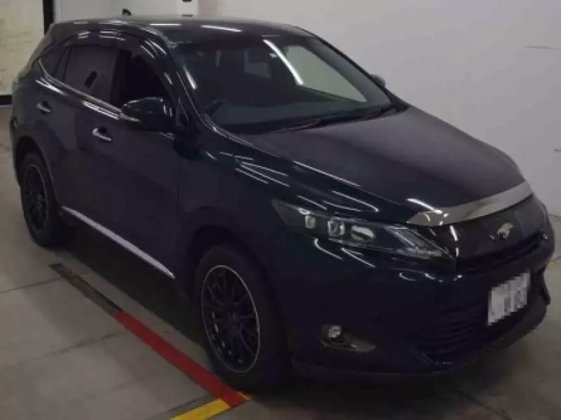 Toyota Harrier   - 2016