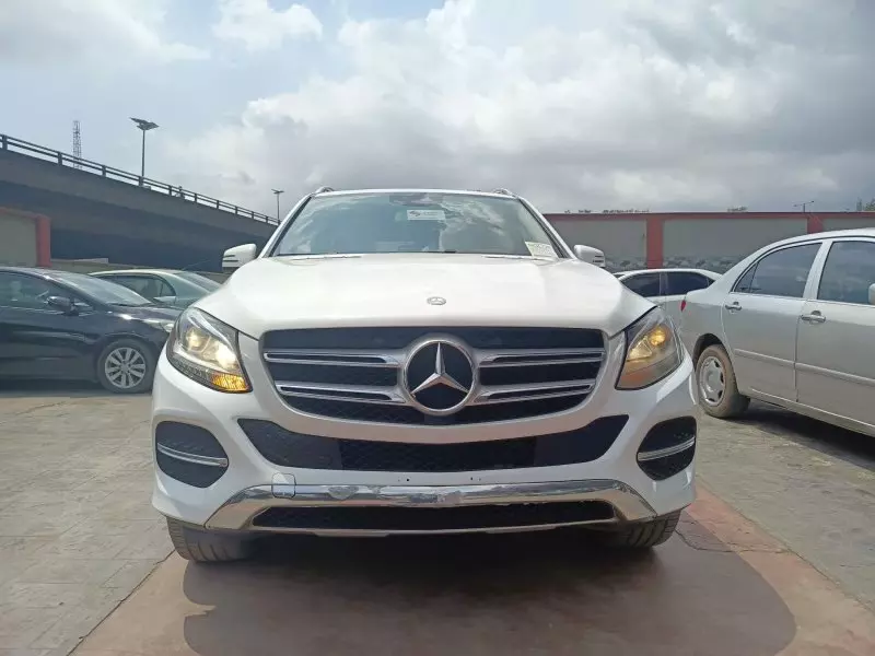 Mercedes-Benz GLE 350   - 2016
