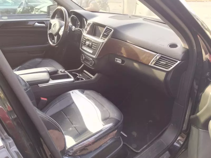 Mercedes-Benz ML 350   - 2013