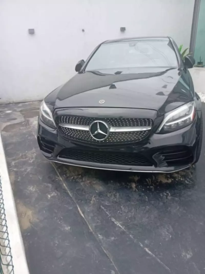 Mercedes-Benz C 300   - 2020
