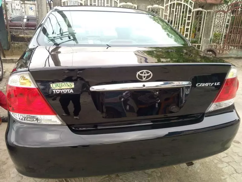 Toyota Camry - 2006