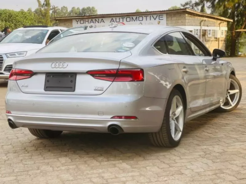 Audi A5   - 2017