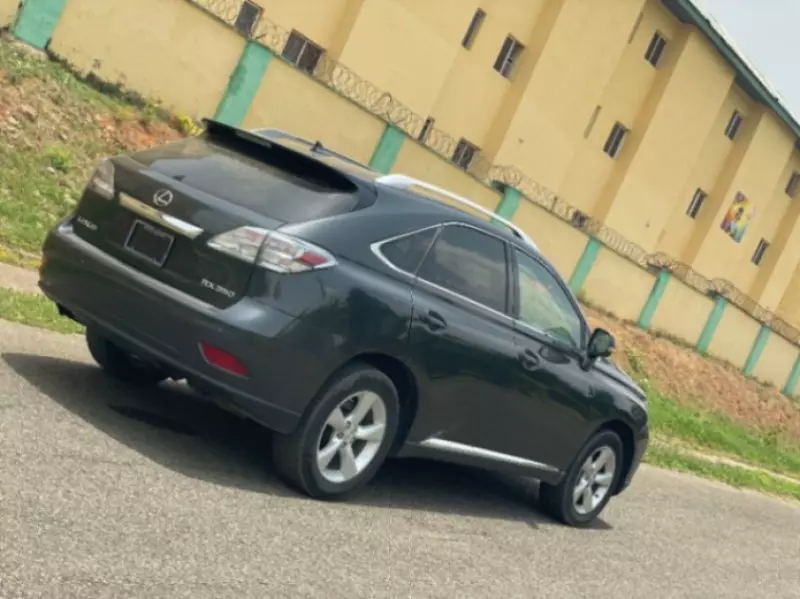 Lexus RX   - 2010