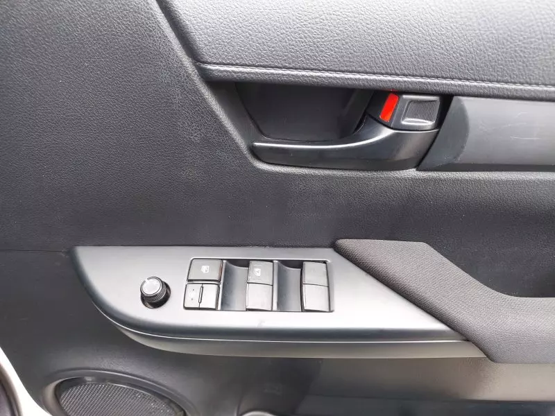 Toyota Hiace   - 2010